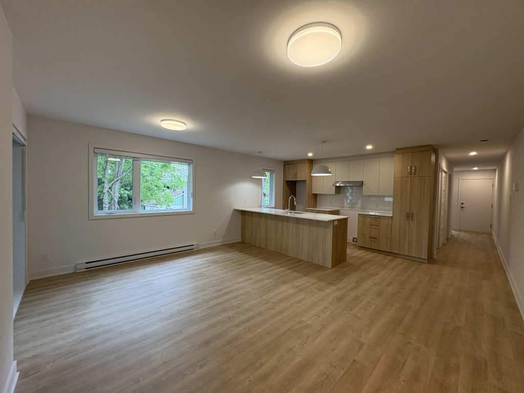 CONSTRUCTION NEUVE - 4 1/2 DISPONIBLE!