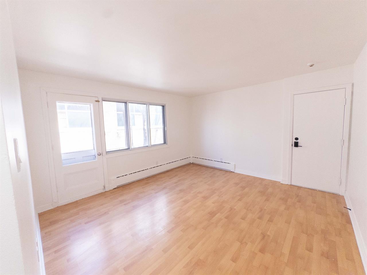 2 Bedroom - 1683 Rue Rachel Est, Montréal