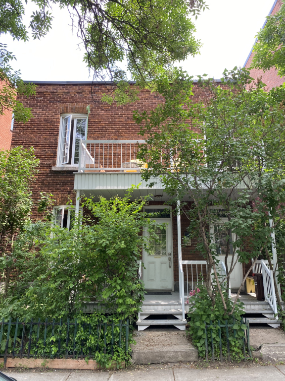 Grand 7/2 à Louer Dans Villeray