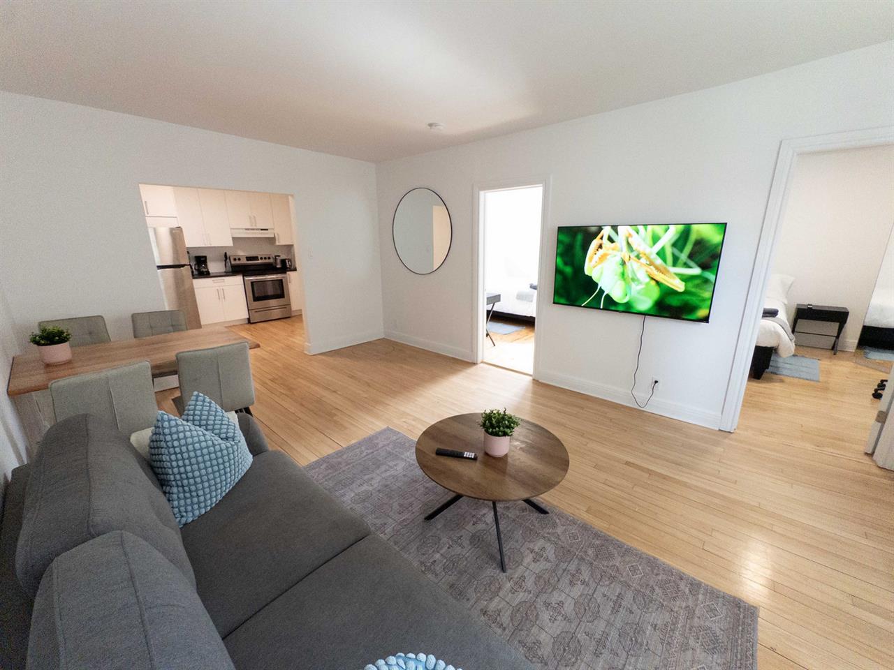 3 Bedroom - 1555 Avenue Summerhill, Ville-Marie
