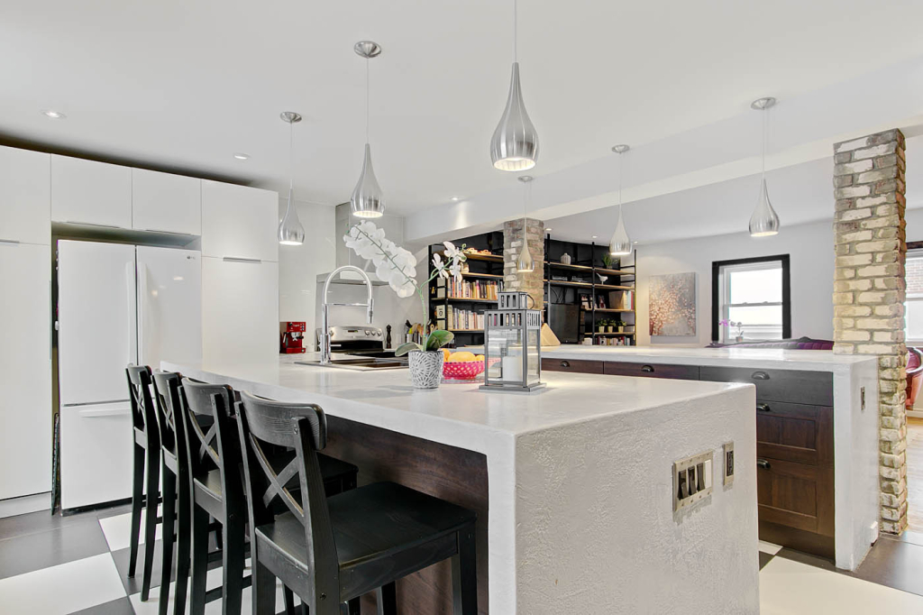 Prestigieux 8 1/2 St-Jean-Bapstite