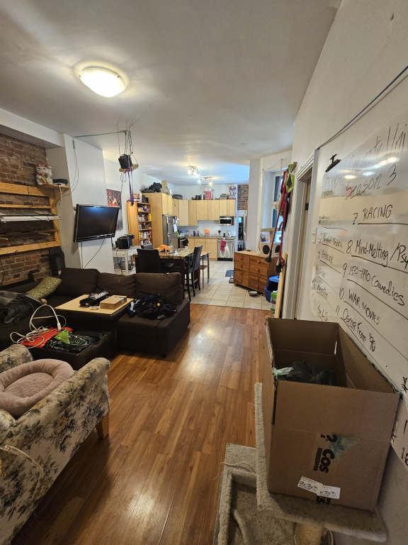 Chambre Lionel-Groulx Dispo 1er Aout