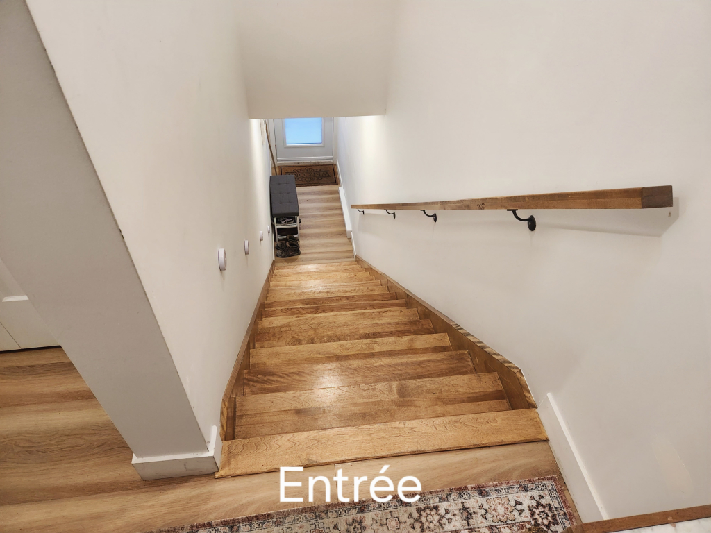Prêt à Emménager Et Vivre Le 1er Juil.