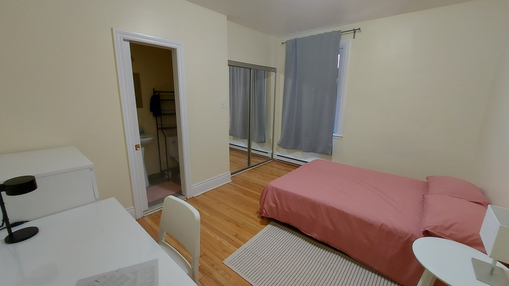 Chambre à Louer Dans Un Beau 5 1/2