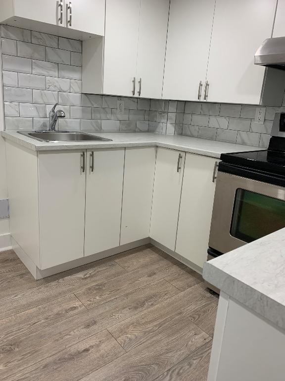 Logement sous-sol neuf à Montréal-Ouest