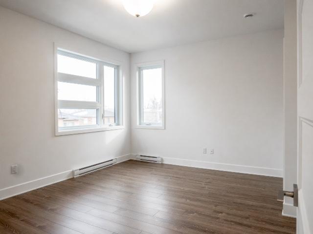 CONDO À LOUER DANS LE VIEUX STE-ROSE- 51/2 (DISPONIBLE 1ER SEPTEMBRE 2025)