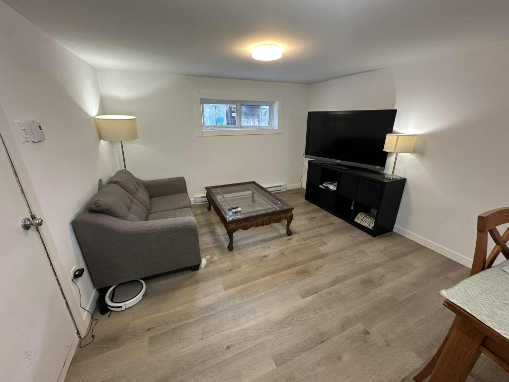 1 Juillet Ou 1 Août Chambres à Louer
