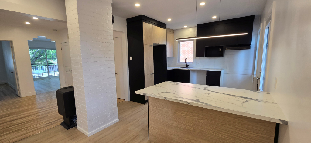 Grand 4 ½ Lumineux à Louer – LaSalle