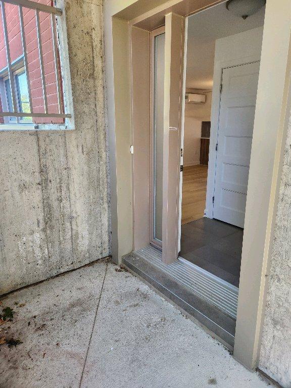 Condo à louer/Condo for rent