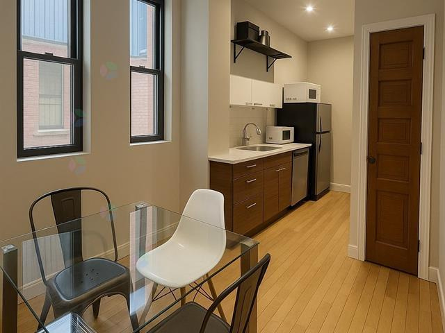 Grand 3 1/2 Meubler, Renover, Wifi Inclu