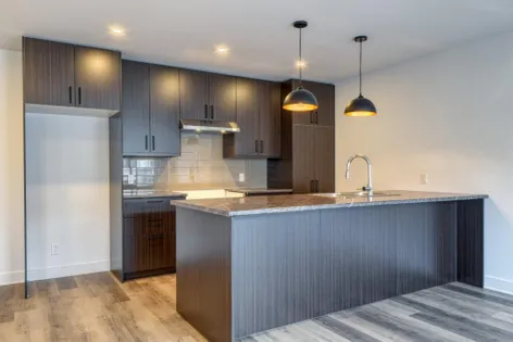 3 rooms apartment of 120m² in Montréal-Est