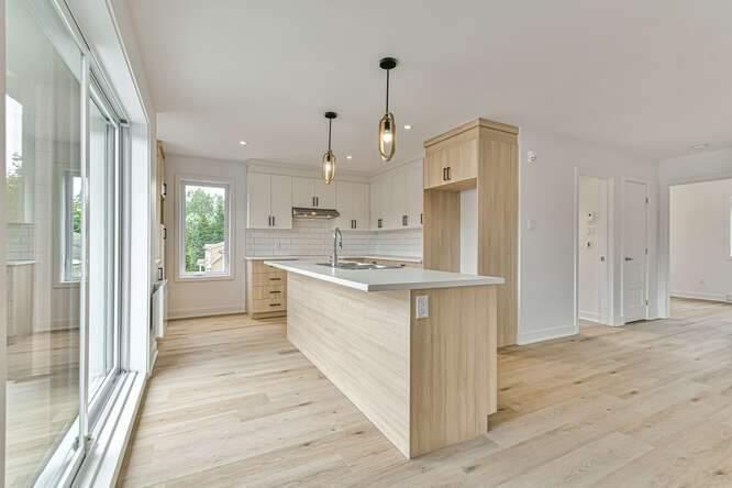 APPARTEMENT 4½ MODERNE À ST-DONAT - NOVEMBRE