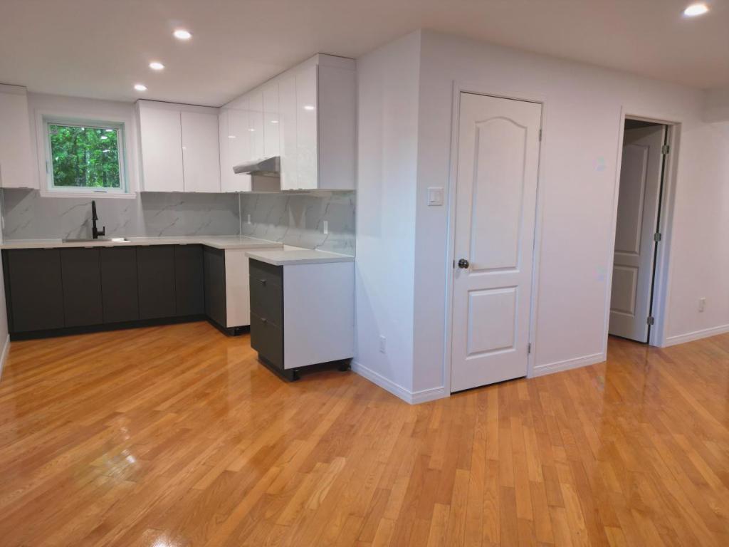 Grand appartement 3 1/2 rénové - tout inclus à Shawinigan - logement à louer