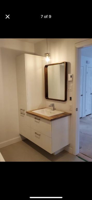 3 chambres 1300$