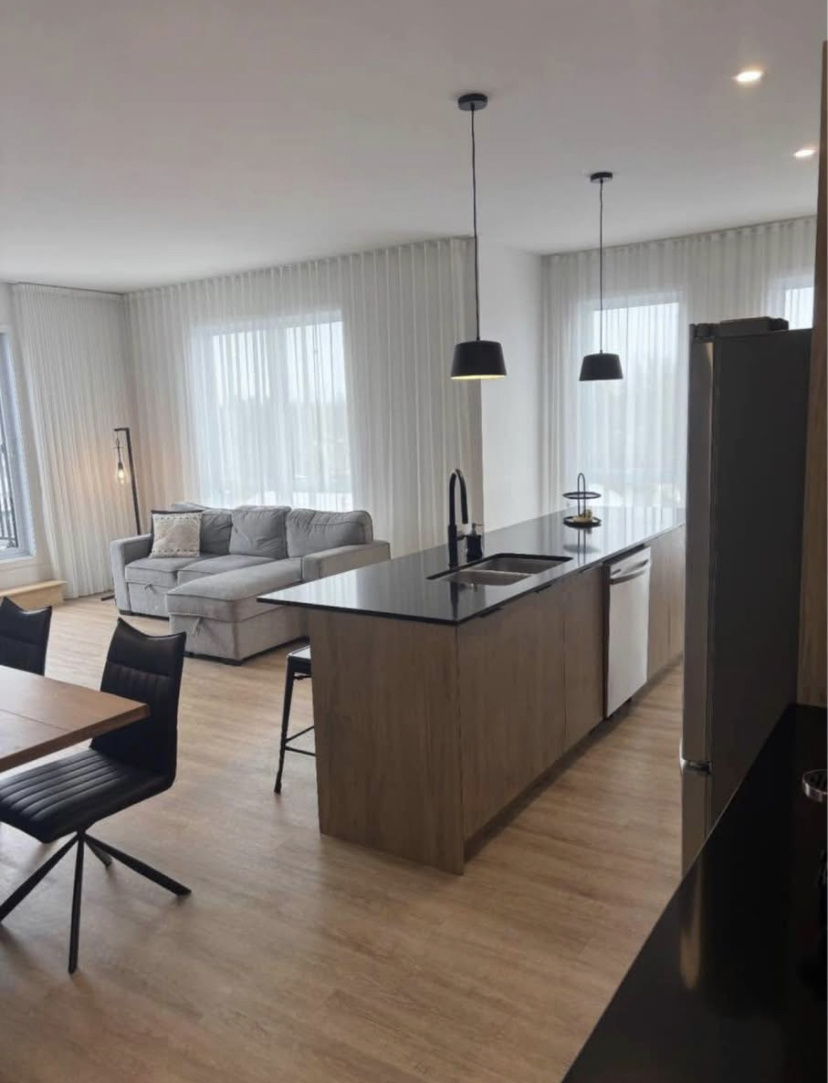 Penthouse De Luxe à Terrebonne
