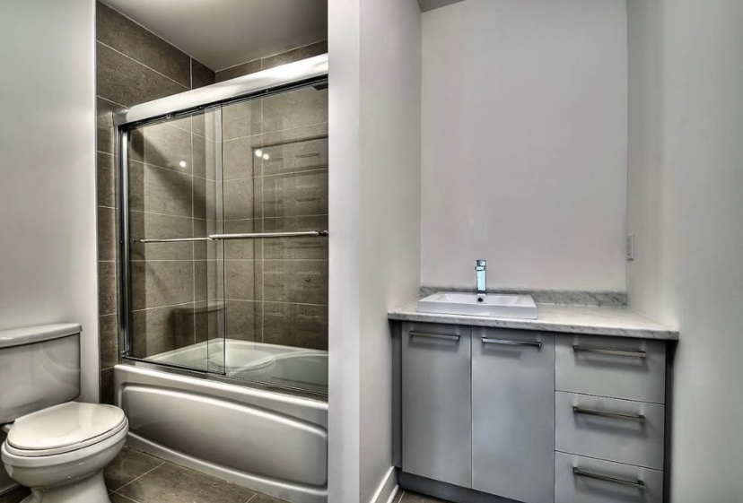 Magnifique Condo 3 ½ à Louer