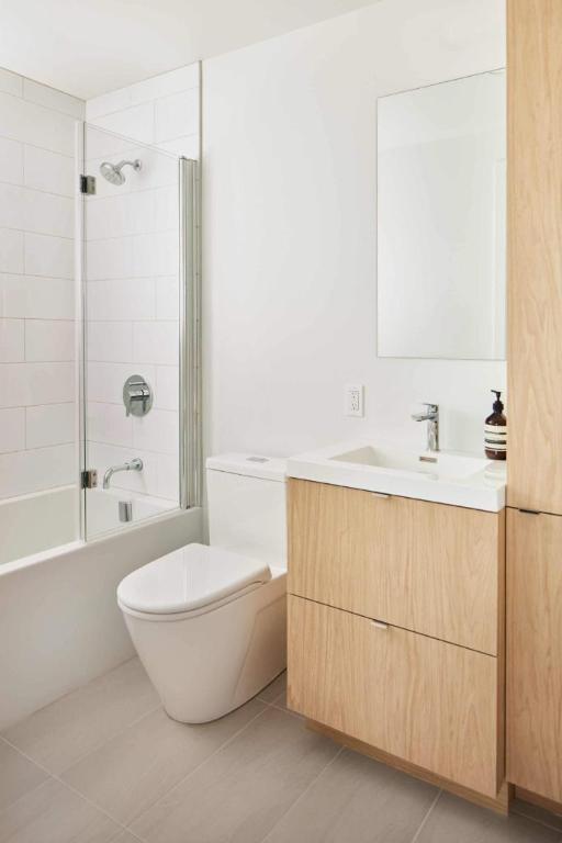 2 CH - 2 SDB - Montréal - $2,921 /mo
