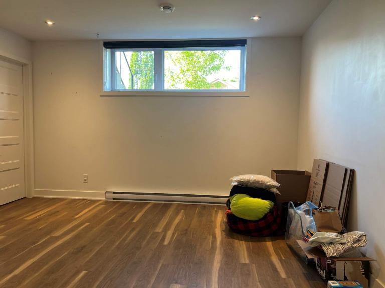 4 CH - 1 SDB - Longueuil - $2,895 /mo