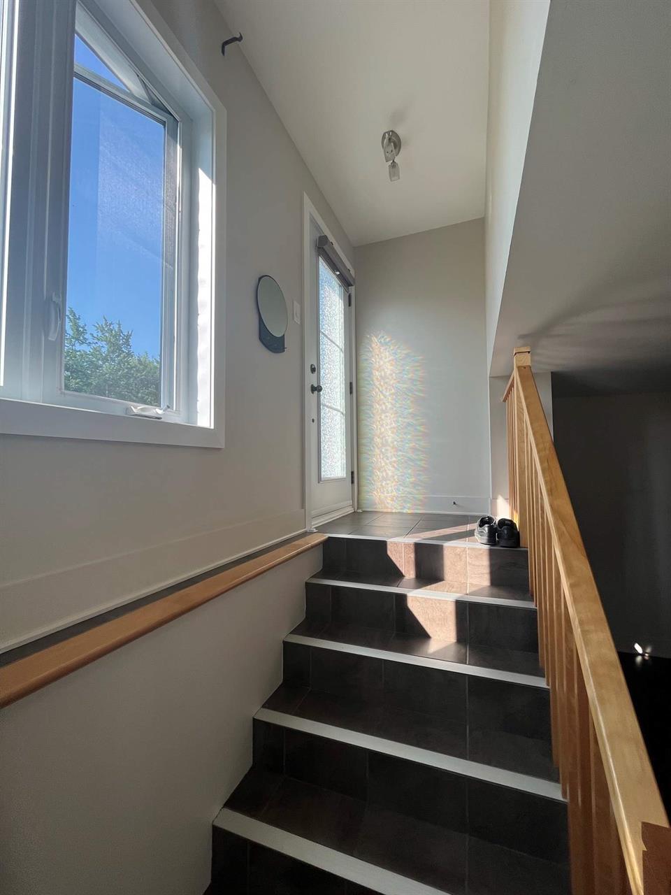 APPARTEMENT 4½ À LOUER - 15 JUILLET - LACHUTE