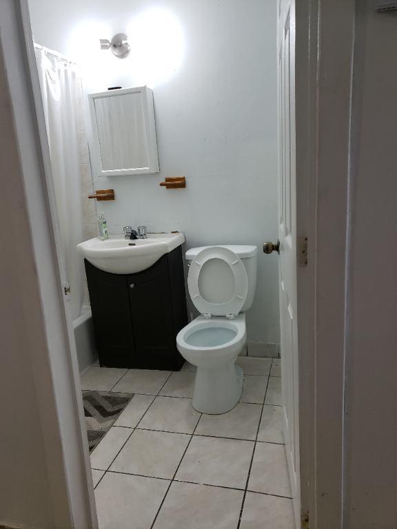 8 ½ GRAND, TOUT EQUIPE, ÀLOUER MÉTRO VERDUN