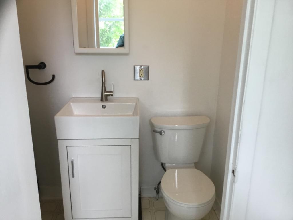 Appartement 2 1/2 à louer, 695$/mois, libre immédiatement au 9 #2 Georges Ramsay, Lévis