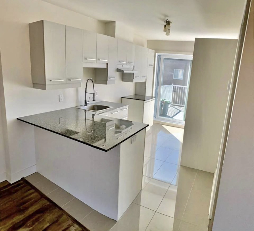 PROMO EXCLUSIVE - Condo 5 ½ Contemporain