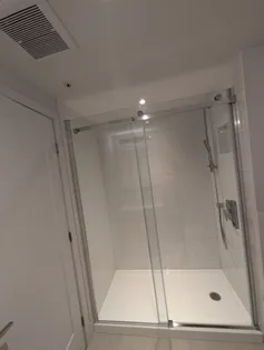 6 rooms apartment of 102m² in Montreal
