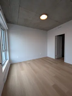 6 rooms apartment of 102m² in Montreal