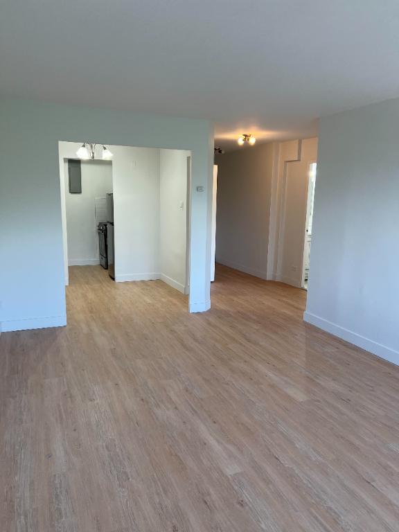 3.5 Apartments For August 2025 - A louer • For Rent