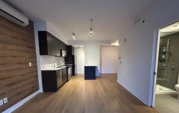 Rosemont (Shop Angus) - Location de Condo!