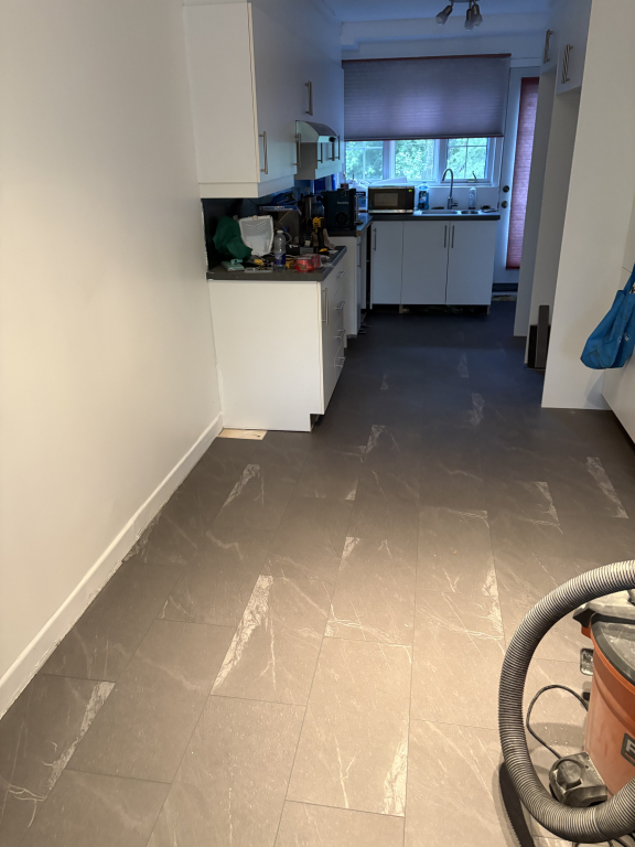 Appartement 5 ½ Rénové à Louer