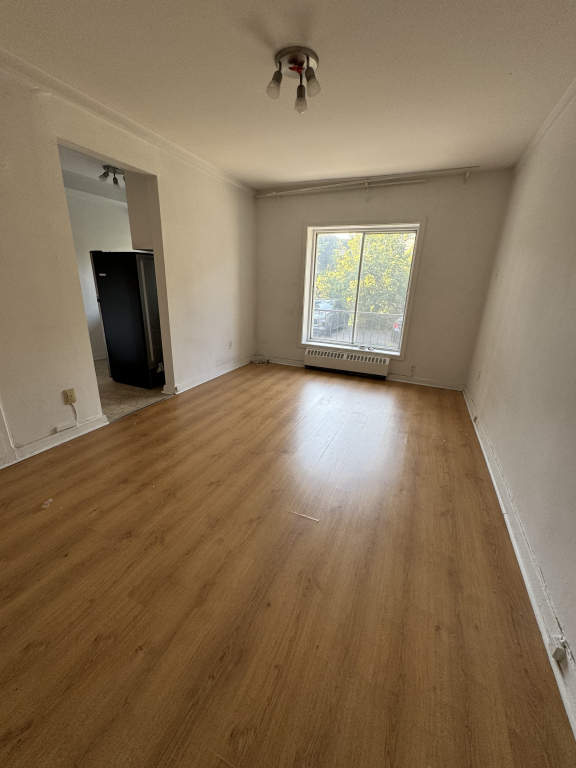Studio Metro Montroyal - Lease Transfert