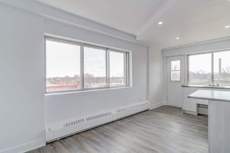 1 CH - 1 SDB - Montréal - $1,100 /mo