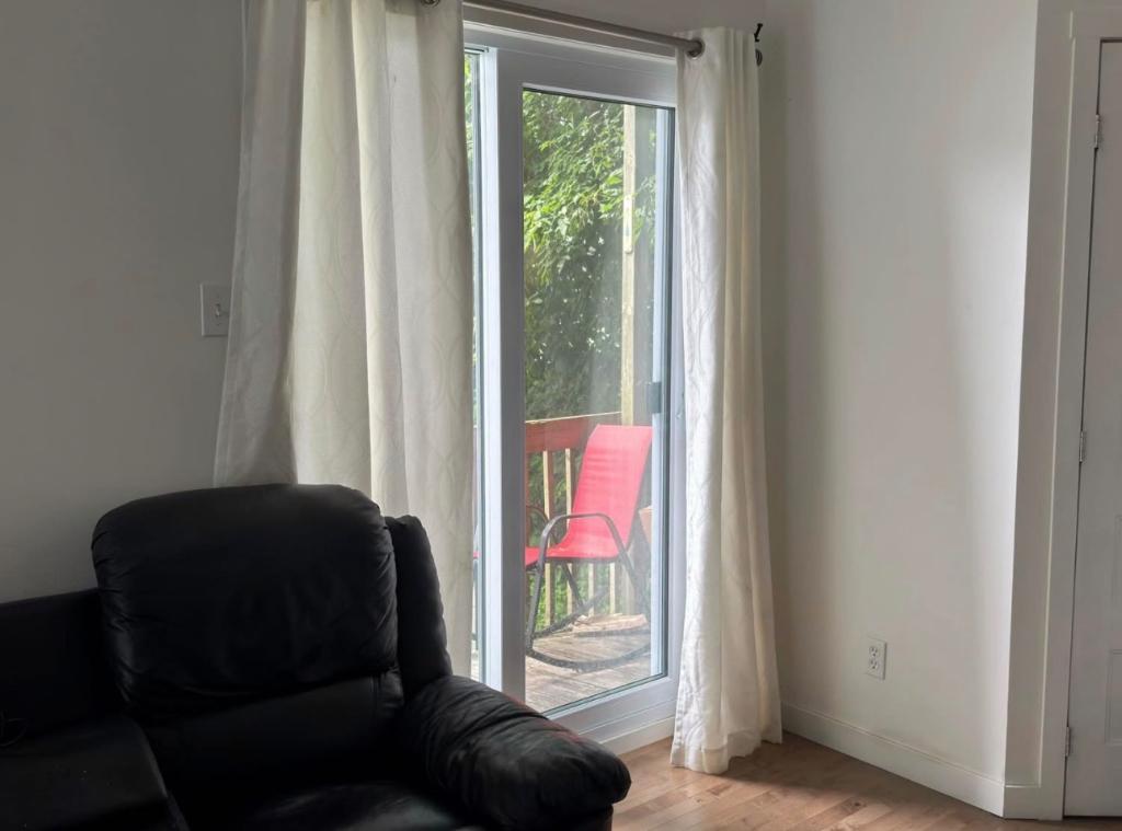 3 1/2 centre ville Magog