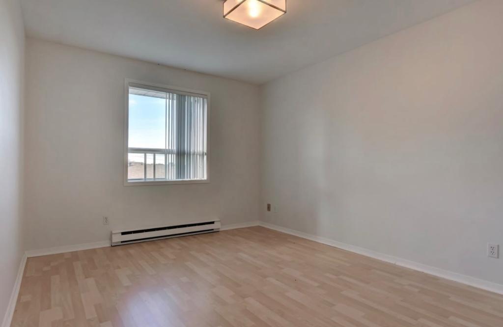 Appartement 4 1/2 - 1er août - Lévis