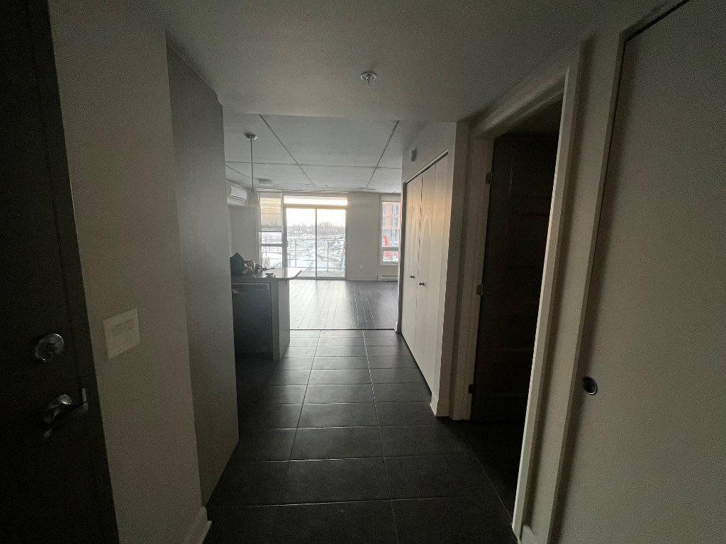 Cession de Bail / Lease transfer 3 1/2 (boul. saint-elzear, laval)