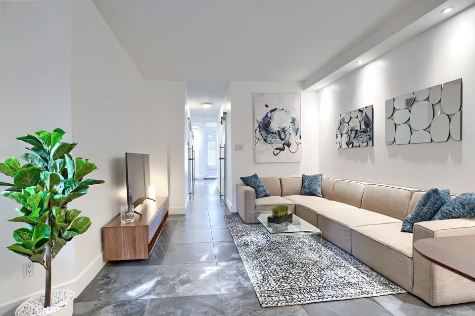 Ville-Marie - Superbe Condo 4 1/2 Meublé