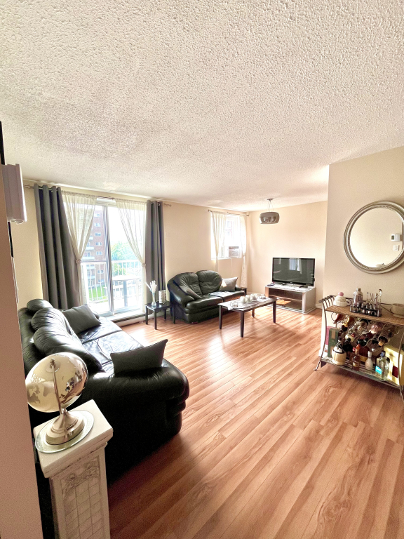 Appartement Meublé 2 Chambres à Hull