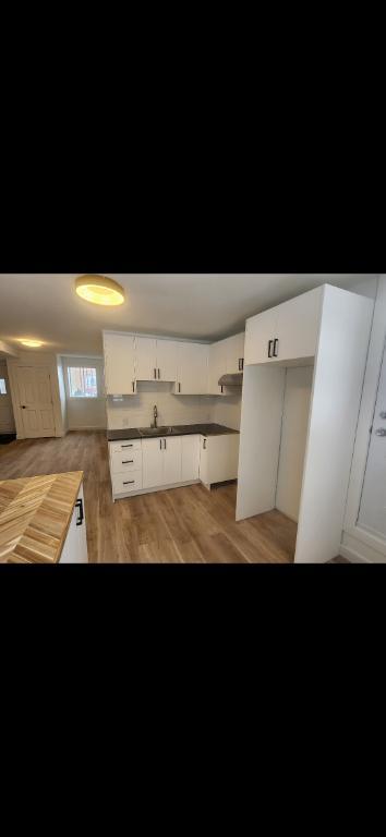 Appartement à louer 4 1/2 St-Jérôme centre-ville