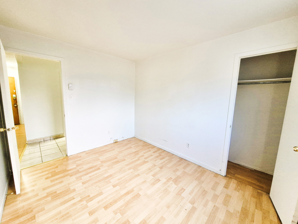 Grand 5 1/2 Longueuil