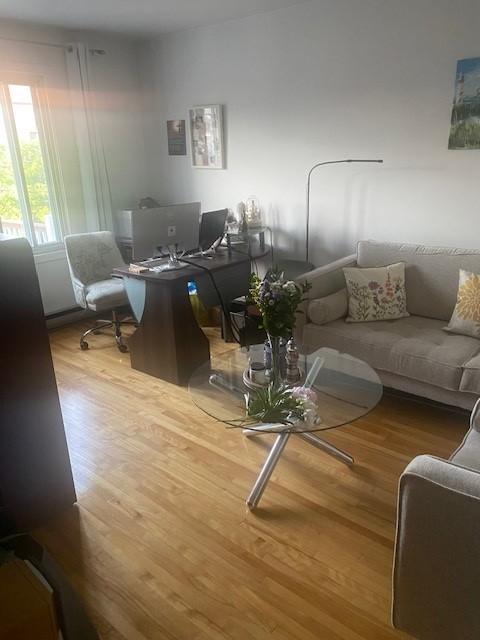 Villeray 4 1/2 au RDC accès à la cour et stationnement à louer Montréal - appartement / logement
