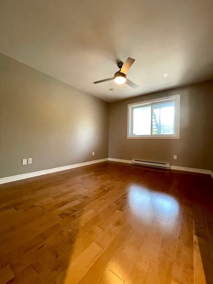 Hochelaga - Condo 4 1/2 Avec Garage
