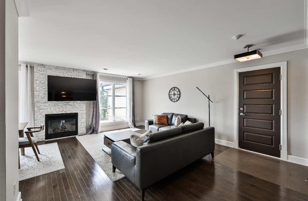 Condo 4 ½ haut de gamme à louer – Blainville – 3e étage – Terrasse – 2 stationnements + borne – 7 électros