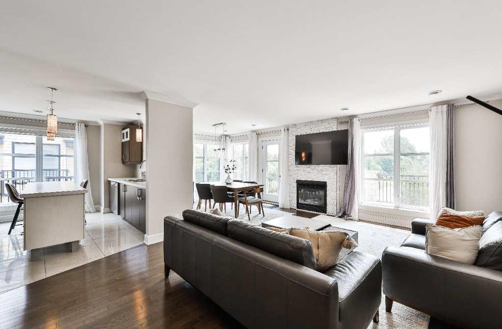 Condo 4 ½ haut de gamme à louer – Blainville – 3e étage – Terrasse – 2 stationnements + borne – 7 électros