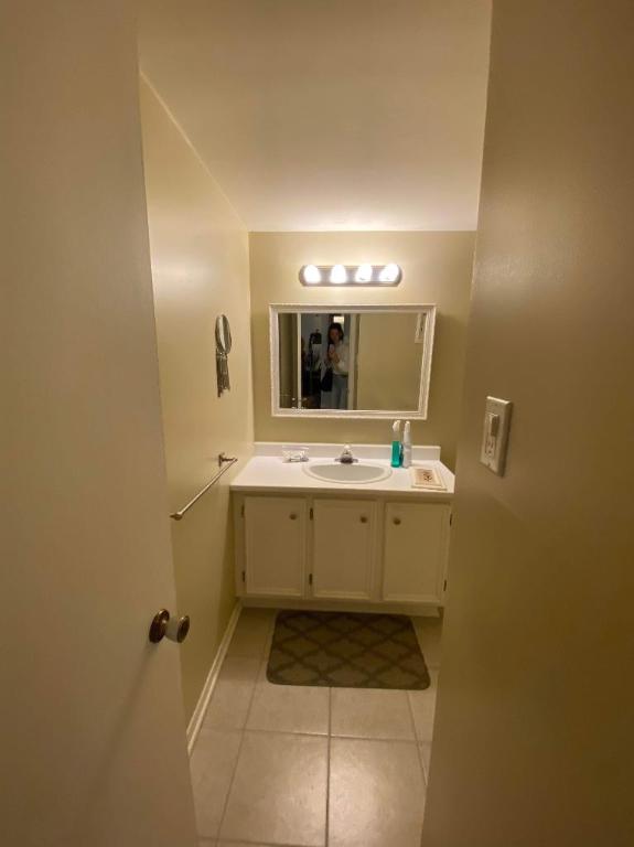1 CH - 1 SDB - Saint-Jean-sur-Richelieu - $1,245 /mo