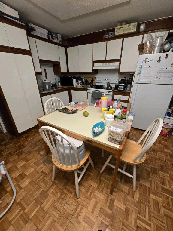 nice and big 3.5 apartment for rent
