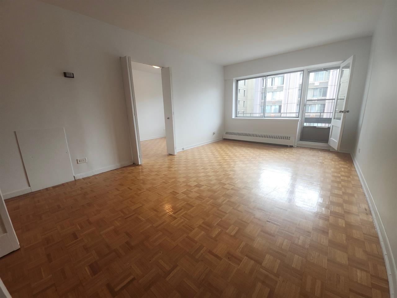 Appartement Montréal (Ville-Marie) À Louer