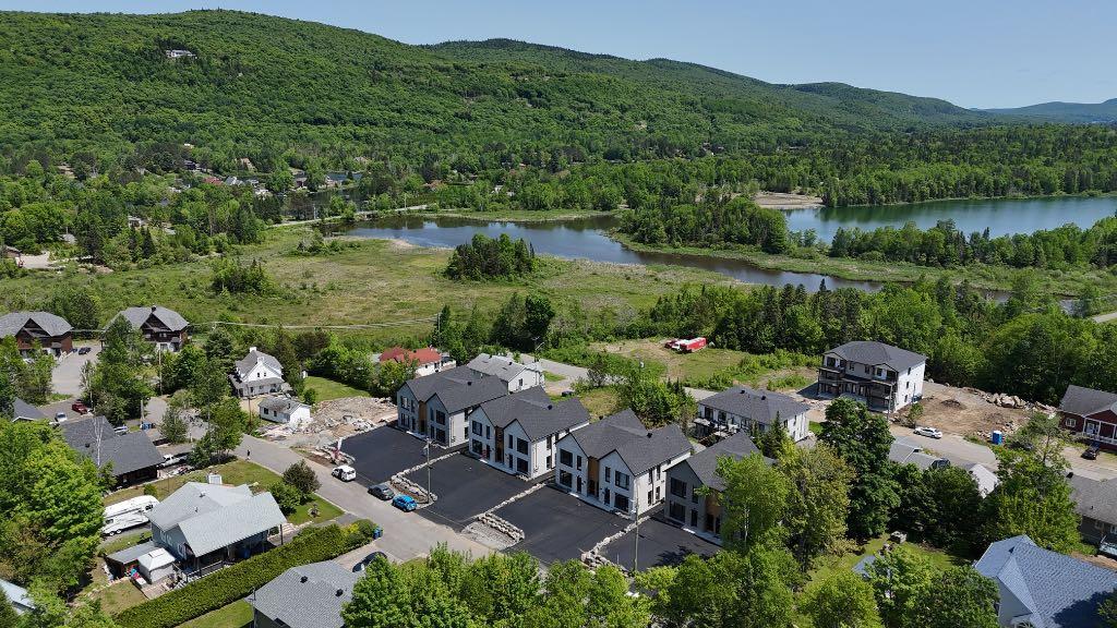 Saint-Donat • Appartements neufs au rez-de-chaussée – à 2 minutes de marche des commerces.