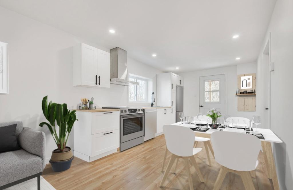 4 ET DEMI: 25A Saint-Jovite, St-Jérôme RDC avec accès à la cours: 1475$ Disponible immédiatement