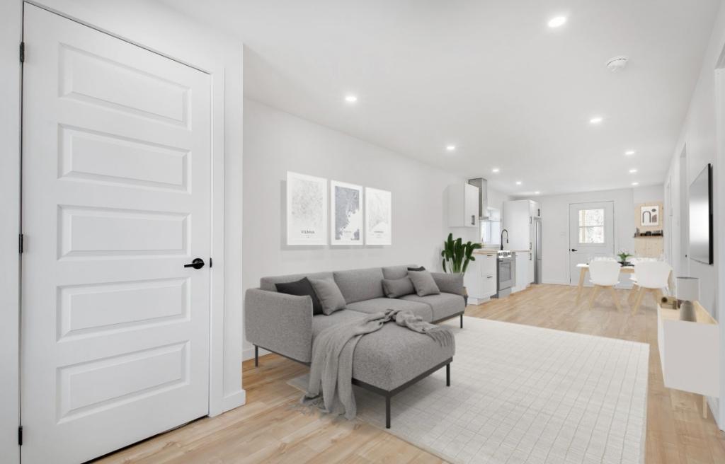 4 ET DEMI: 25A Saint-Jovite, St-Jérôme RDC avec accès à la cours: 1475$ Disponible immédiatement